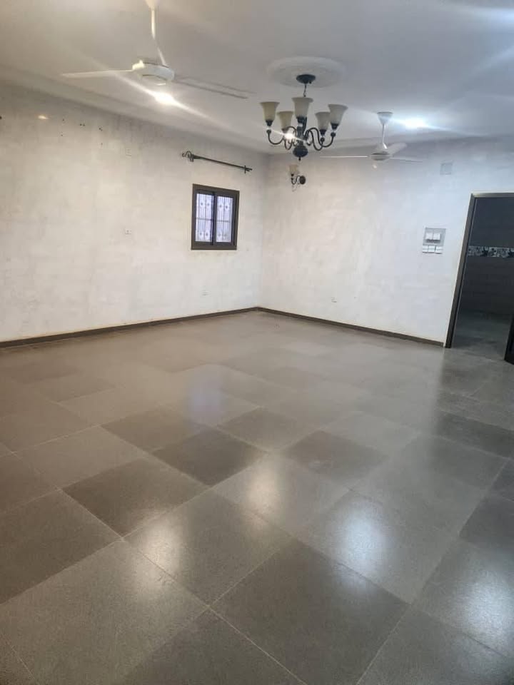 Maison composée de 2 chambres salon