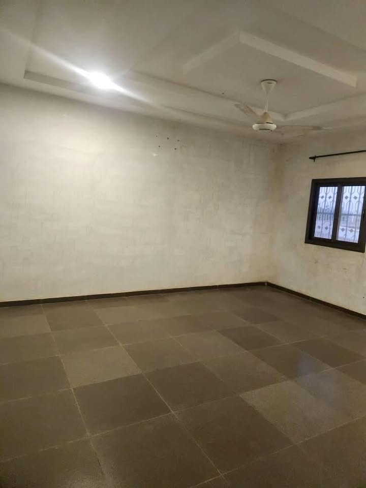 Maison composée de 2 chambres salon