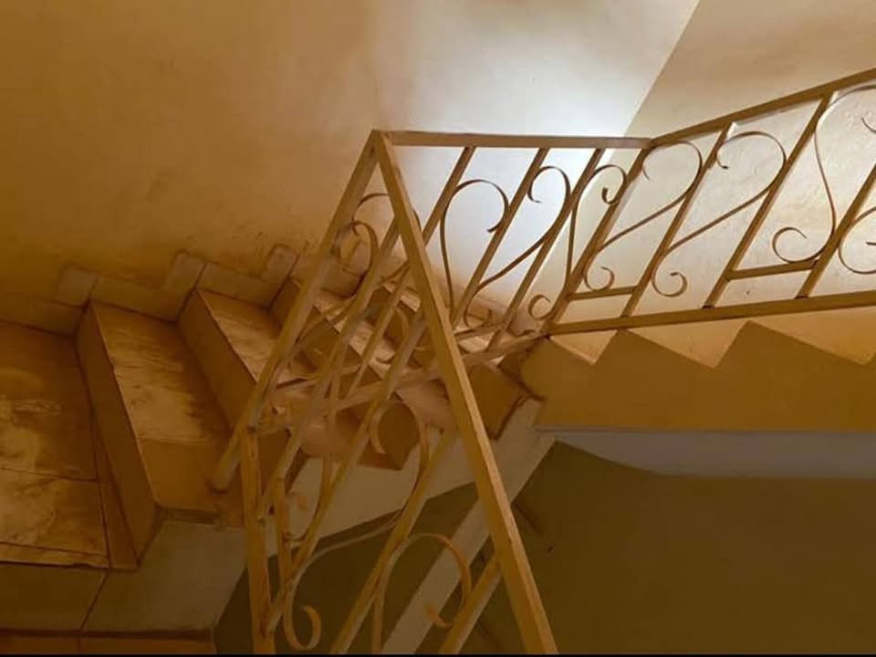 Maison à étages à vendre